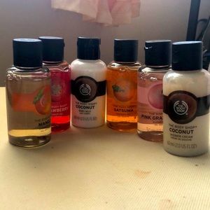 The Body Shop Shower Set